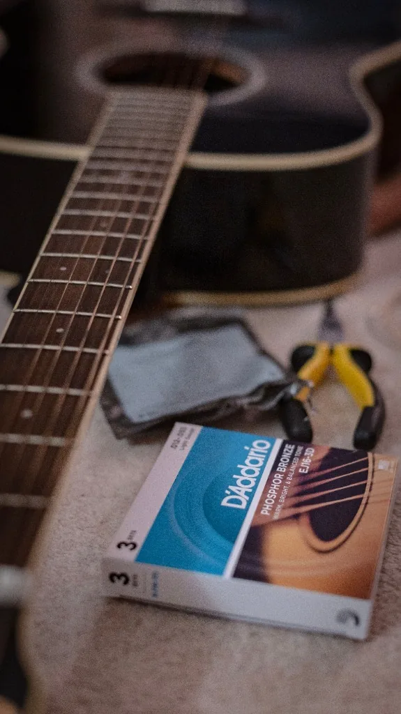 Essential Budget Luthier Tools for Home Guitar Setup